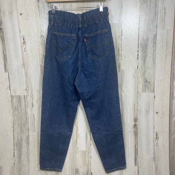 Levi's Jeans High Rise Paperbag Jeans size 28 Blue Denim Tapered Relaxed Casual - Picture 6 of 9